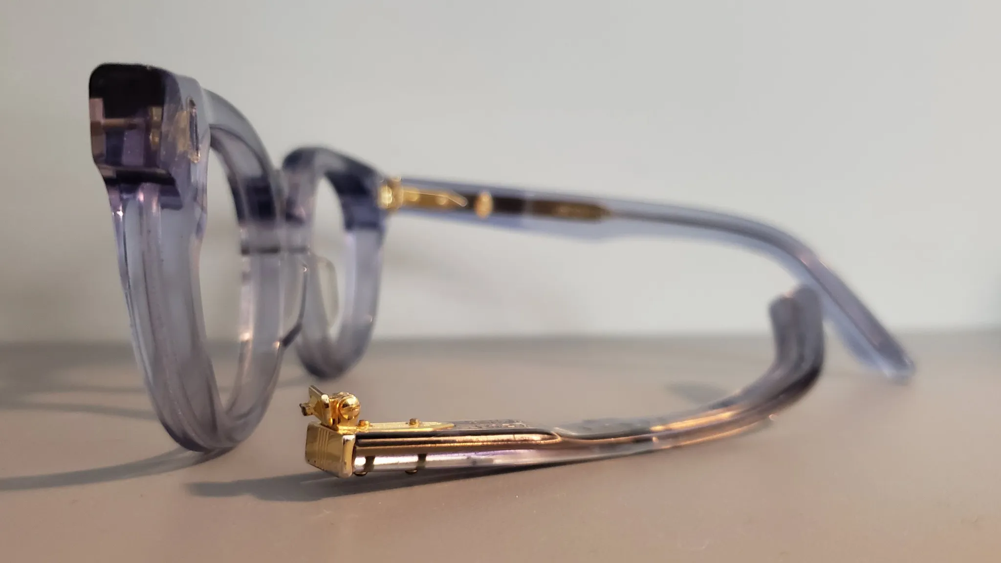 Hinge sink repair for eyeglasses